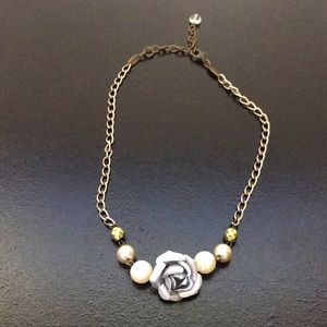 Sabika Casual Friday Rose Necklace - Antique Silver